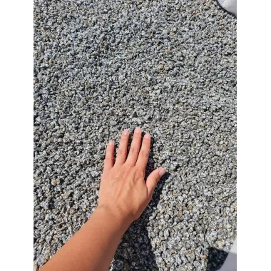 GRYS SZARY CIEMNY BARDZO...